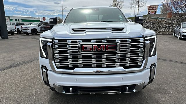 2024 GMC Sierra 2500HD Denali 8