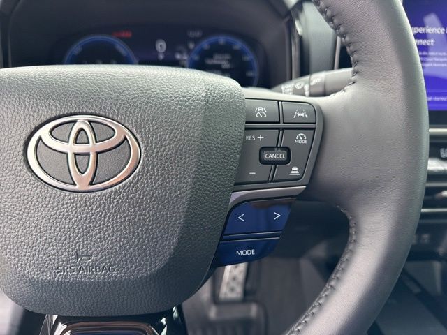 2025 Toyota Camry XSE - Photo 29