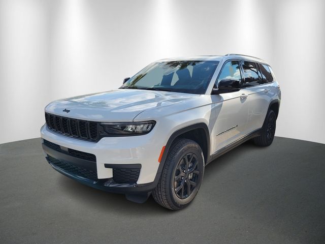 New 2025 White Jeep Altitude X image 2