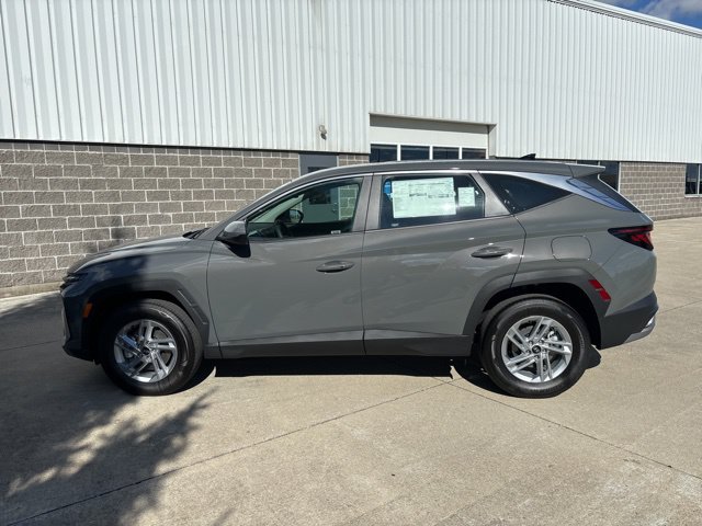 New 2026 Gray Hyundai SE image 9