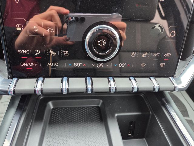 2026 GMC Acadia AT4 AWD