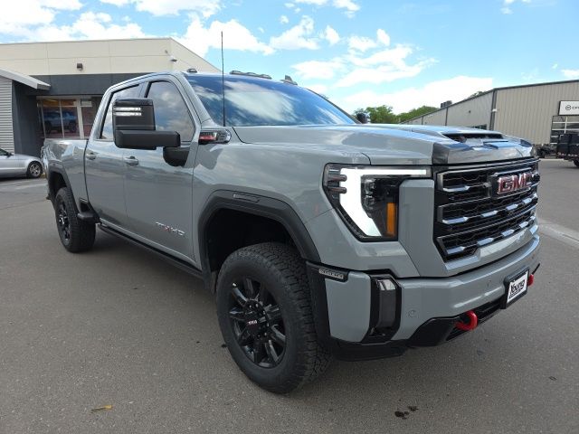 2024 GMC Sierra 3500HD AT4 Crew Cab 4WD