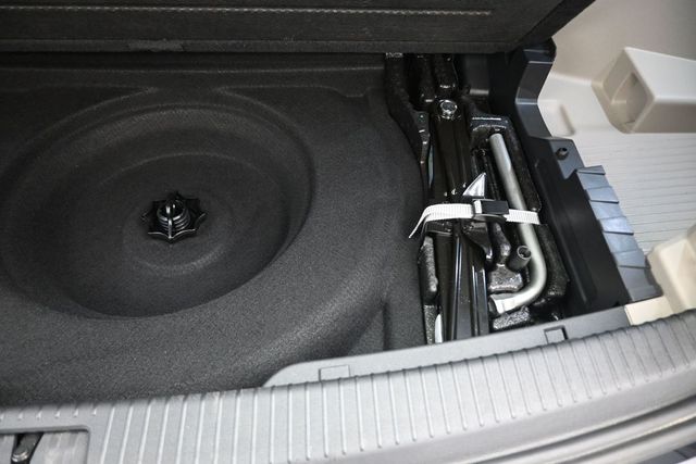 Used 2025 Volkswagen Atlas SUV