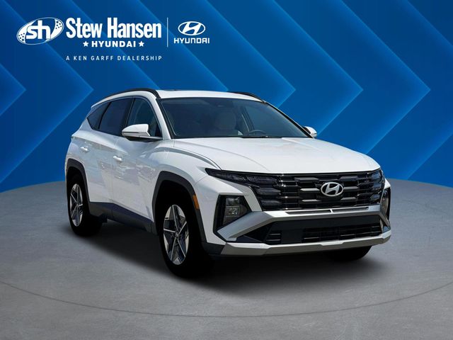New 2026 White Hyundai SEL Premium image 11