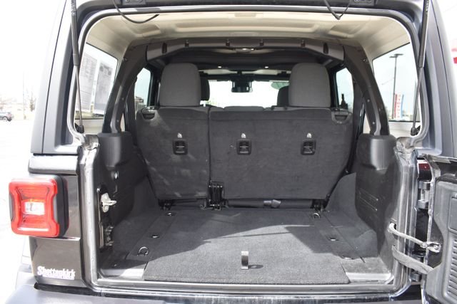 Used 2024 Jeep Wrangler SUV