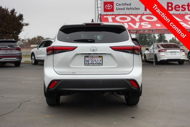 used 2023 Toyota Highlander car, priced at $32,900