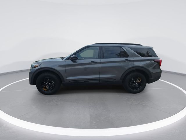 New 2026 Carbonized Gray Metallic Ford Tremor® image 5