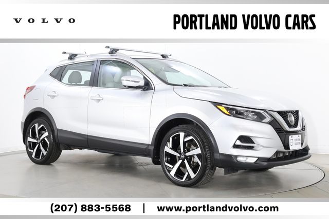 Brilliant Silver Metallic 2021 Nissan Rogue Sport SUV / Crossover All-Wheel Drive Continuously Variable Transmission