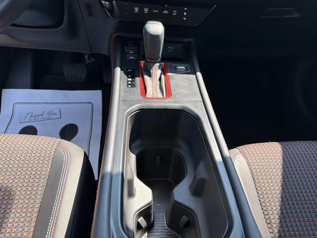 2025 Nissan Kicks - Image 20