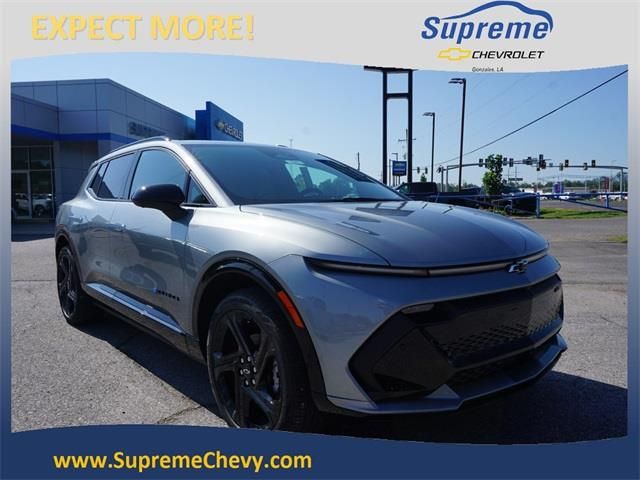 2024 Chevrolet Equinox EV RS Gray at Supreme Chevrolet of Gonzales