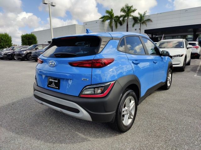 2022 Hyundai Kona SE 7