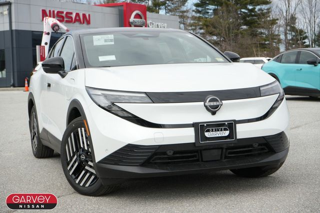 Everest White Pearl/Black 2026 Nissan LEAF SUV / Crossover Front-Wheel Drive Automatic
