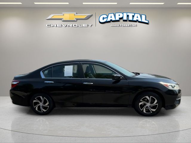 Used 2016  Honda LX image 6