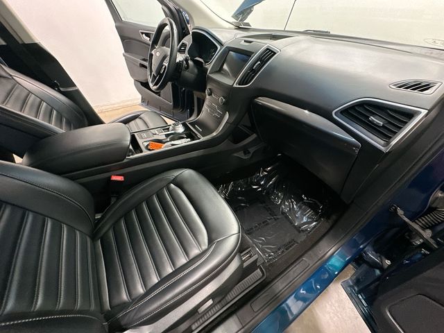 2020 Ford Edge SEL Green at Luther Ford
