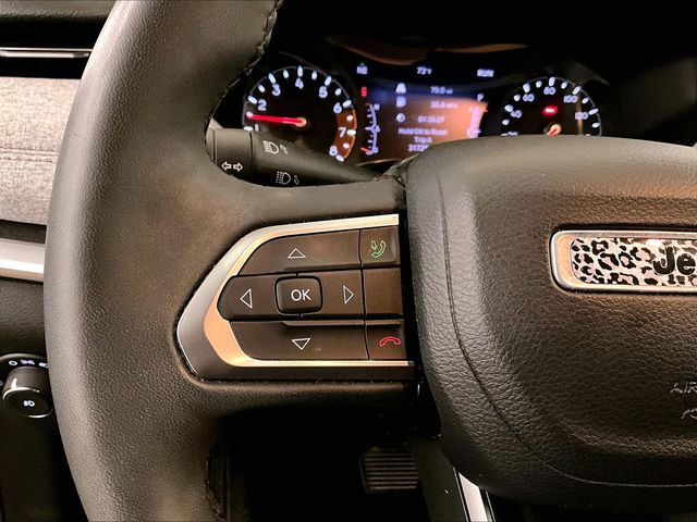 2023 Jeep Compass Latitude Lux Gray at Bob Ruth Ford