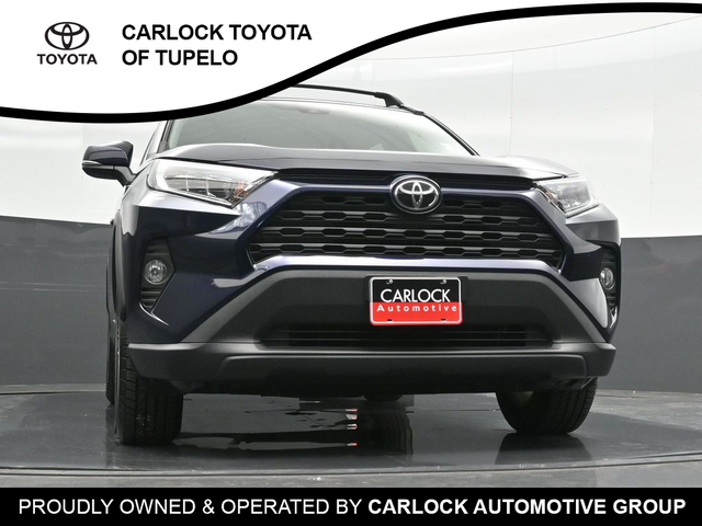 2019 Toyota RAV4 XLE 38