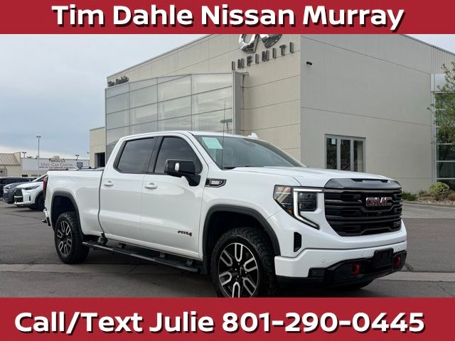 2023 GMC Sierra 1500 AT4 Crew Cab 4WD