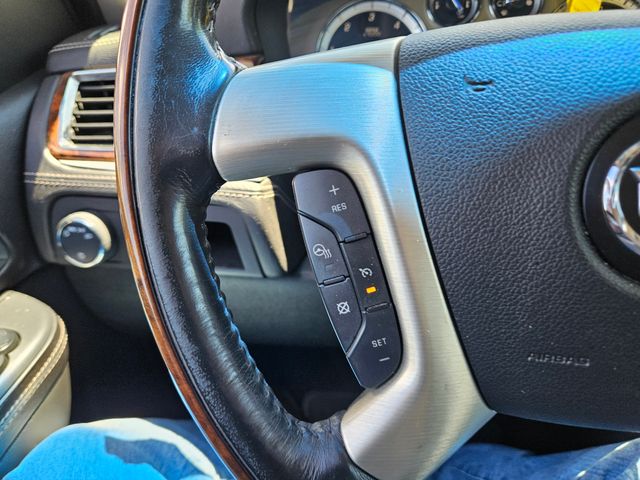 2013 Cadillac Escalade Platinum Edition photo