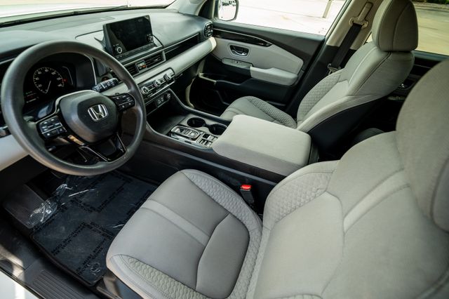 2023 Honda Pilot LX White at Bayway Cadillac of The Woodlands
