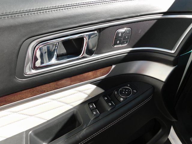 Used 2016 Ford Explorer Platinum 4D Sport Utility