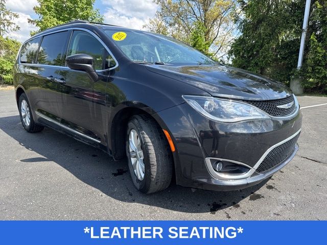 Used 2017 Chrysler Pacifica For Sale in Livonia, MI