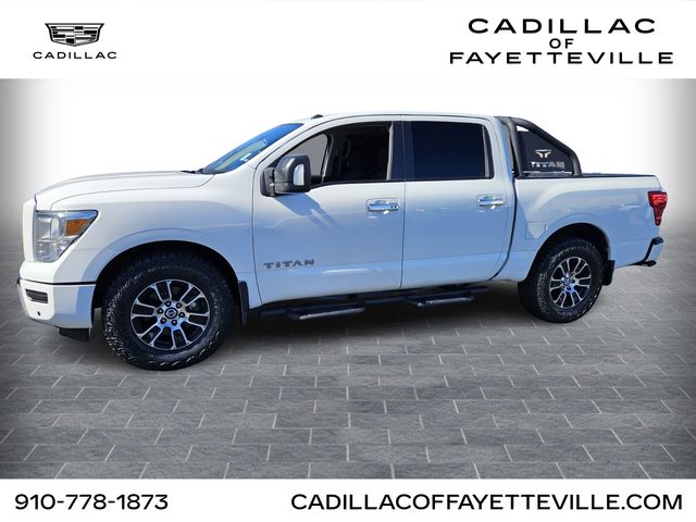 2021 Nissan Titan SV Crew Cab 4WD