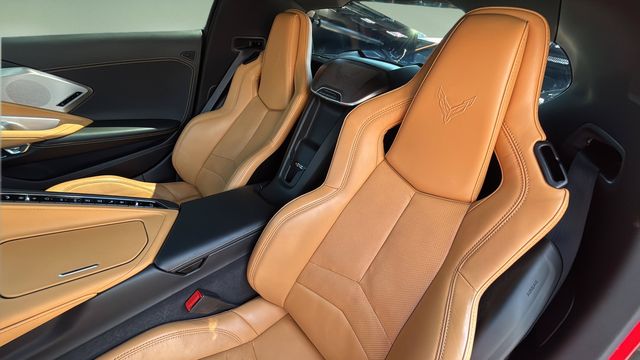 Used 2021 Red Chevrolet Stingray image 19