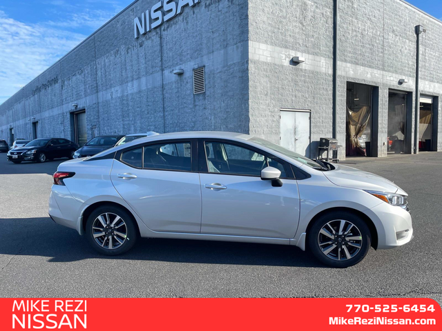 2024 Nissan Versa 1.6 SV 2