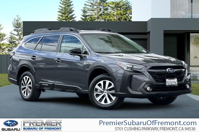 2025 Subaru Outback Premium's photo