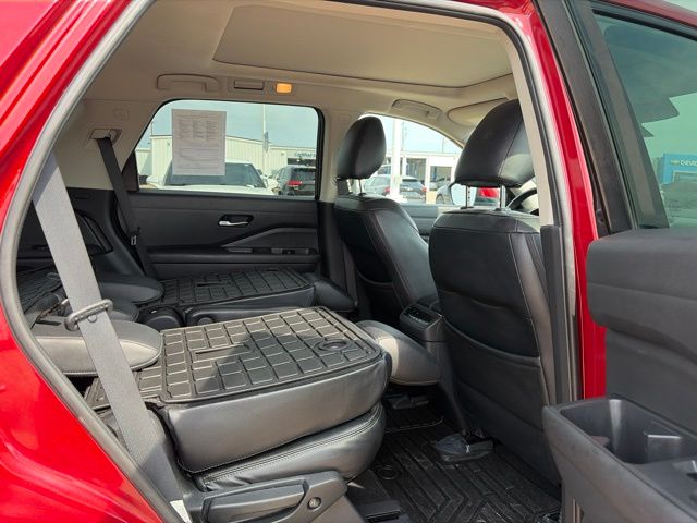 Used 2022 Nissan Pathfinder SUV