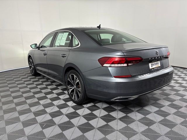 Used 2021 Volkswagen Passat Sedan