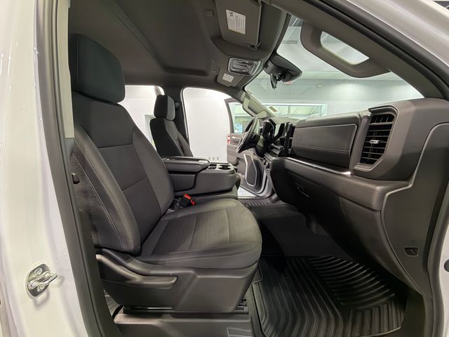 2025 Chevrolet Silverado 2500HD LT White at Bob King Buick GMC