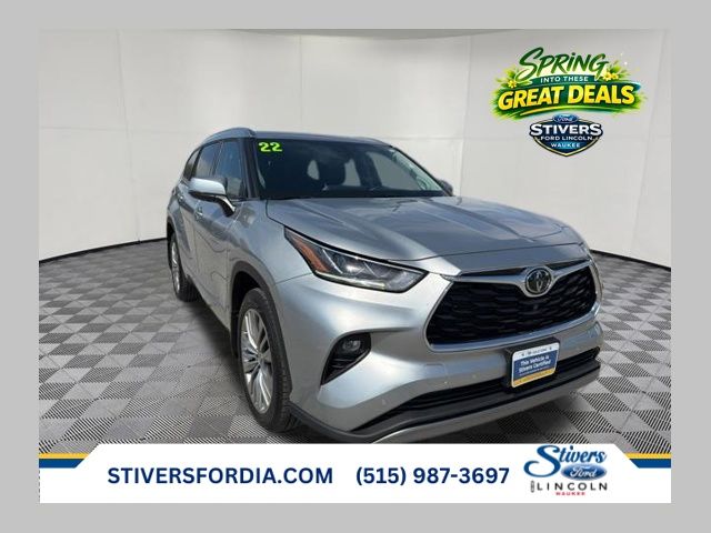 Celestial Silver Metallic 2022 Toyota Highlander Platinum AWD SUV / Crossover All-Wheel Drive 8-Speed Automatic