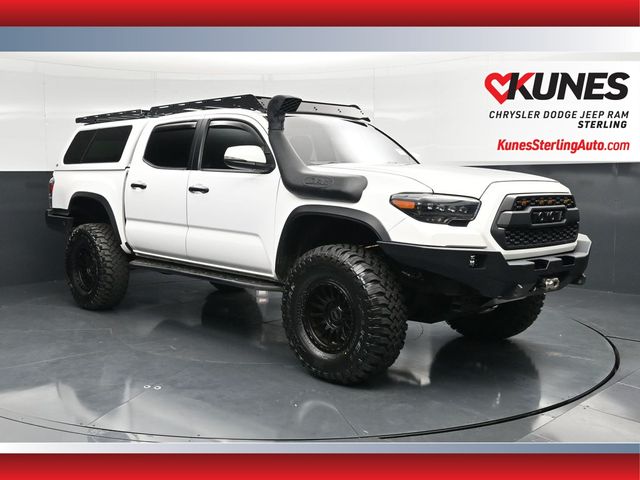 2017 Toyota Tacoma Blanco (Super White) Camioneta Todo terreno 6 velocidades Automática