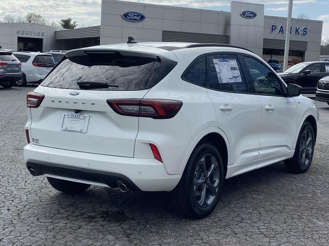 2024 Ford Escape ST-Line 5