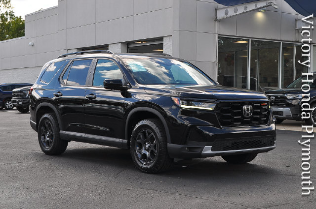  2025 Honda Pilot TrailSport AWD   