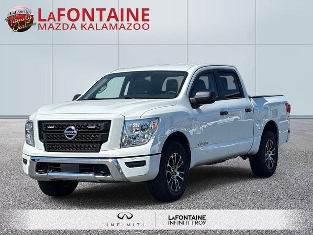 Glacier White 2022 Nissan Titan Pickup Truck Four-Wheel Drive 9-Speed Automatic
