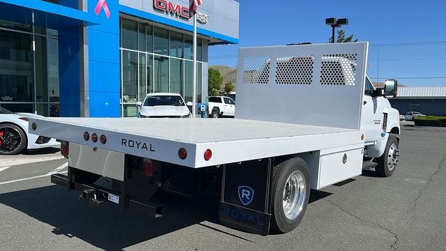 2023 Chevrolet Silverado 5500HD Work Truck 2