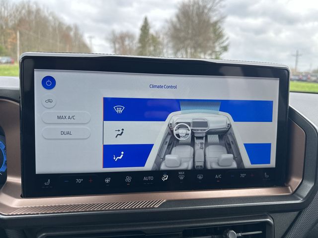 Used 2025 White Ford Outer Banks image 18