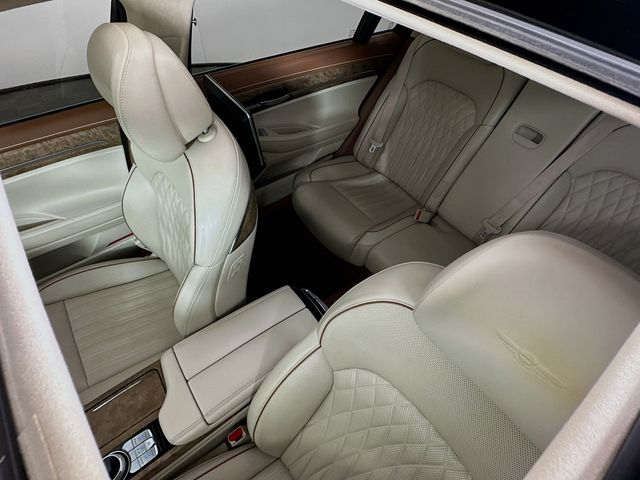 Thumbnail: 2021 Genesis G90 - 22