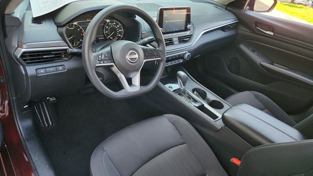 2025 Nissan Altima
