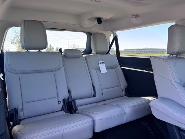 2025 Ford Expedition Active MAX