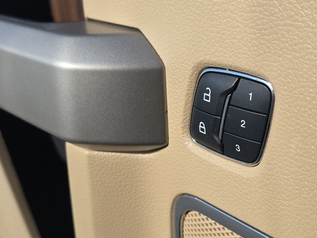 2018 Ford F-150 Lariat:168334A