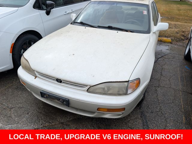 White 1996 Toyota Camry LE V6 Sedan Front-Wheel Drive 4-Speed Automatic