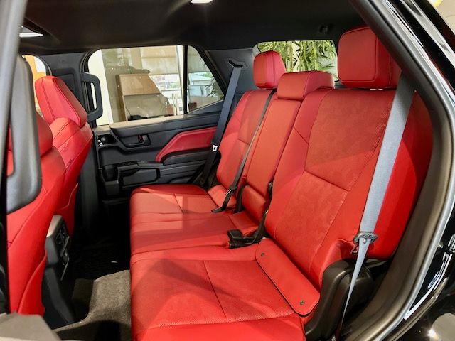 2026 Toyota 4Runner i-FORCE MAX Hybrid TRD Pro - 6