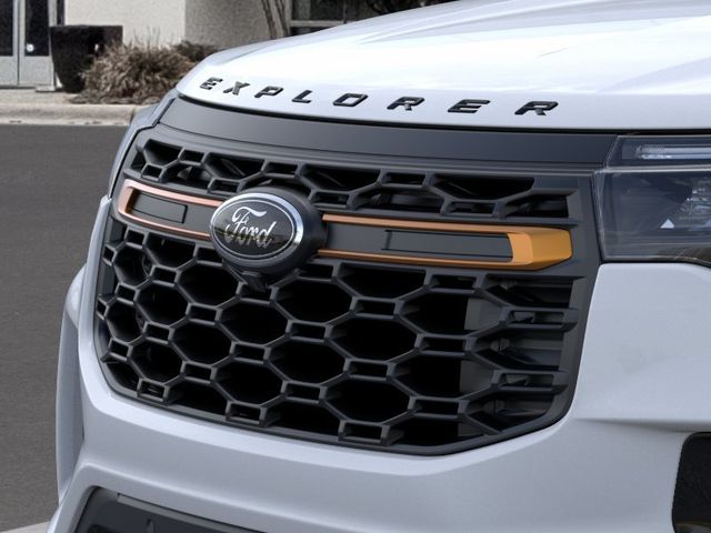New 2026 White Ford Tremor image 17
