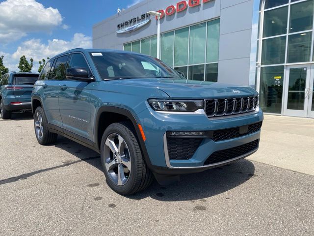 2026 Jeep Grand Cherokee Limited - Steel Blue exterior view 3