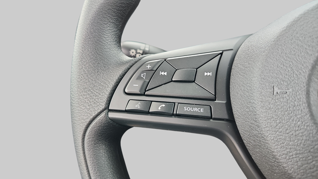 2025 Nissan Kicks Play