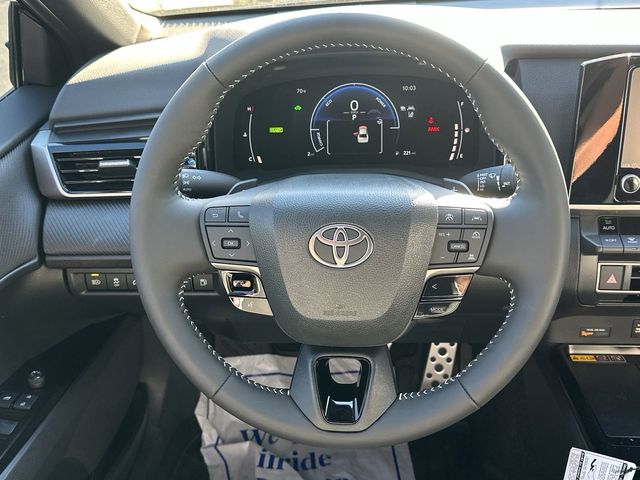 2025 Toyota Camry SE 8