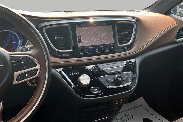 2020 Chrysler Pacifica Hybrid Limited - 8